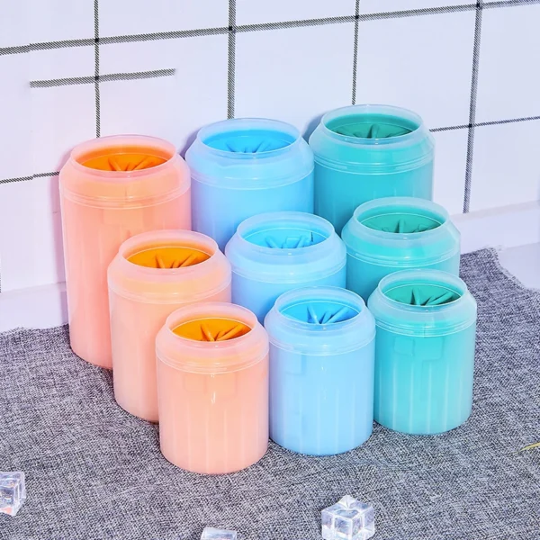 Dog Paw Cleaner Cup Soft Silicone Combs Portable Outdoor Pet Foot Washer Paw Clean Brush Quickly Wash Foot Cleaning Bucket - Görsel 5
